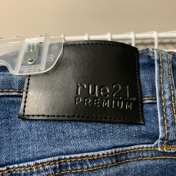 jeans - Picture 3 of 4